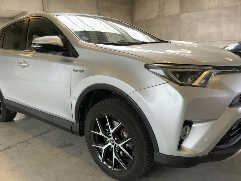 Toyota RAV 4 2.5 Hybrid Comfort 2016 – снимка 12