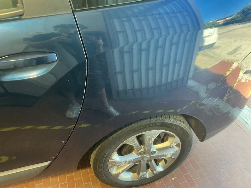 Dacia Lodgy 1.5 dCi Diesel SL AuDacia 2015 – снимка 26