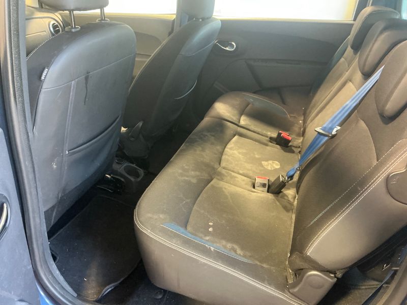 Dacia Lodgy 1.5 dCi Diesel SL AuDacia 2015 – снимка 29