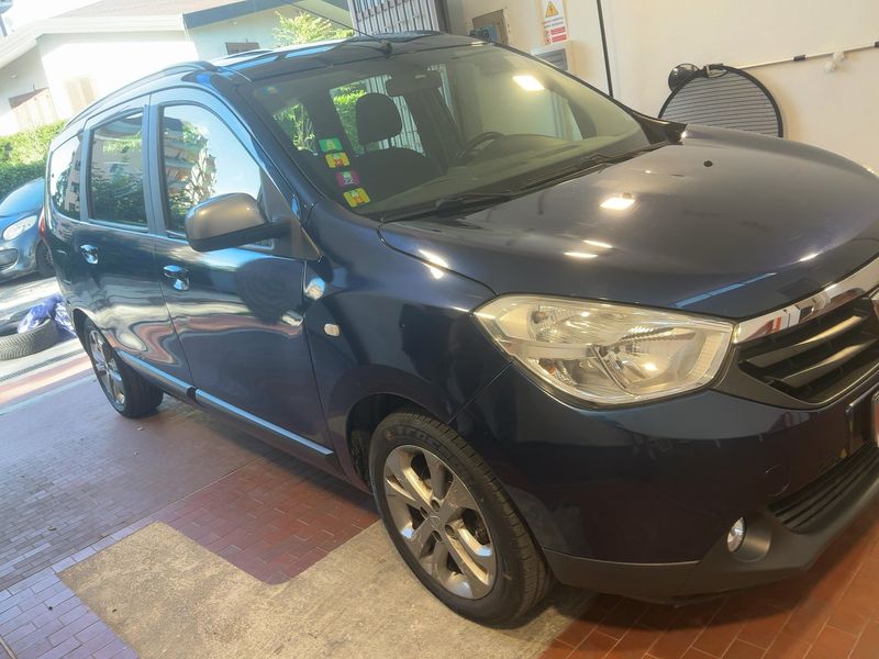 Dacia Lodgy 1.5 dCi Diesel SL AuDacia 2015 – снимка 12