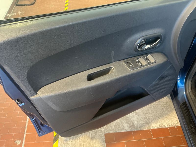 Dacia Lodgy 1.5 dCi Diesel SL AuDacia 2015 – снимка 27