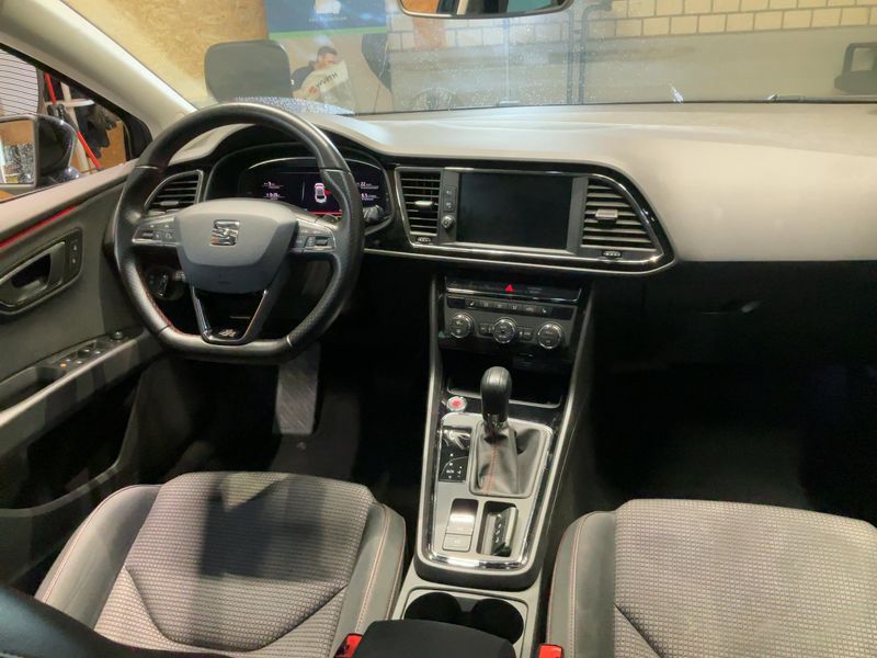 Seat Leon 1.5 TSI ACT FR 2020 – снимка 17
