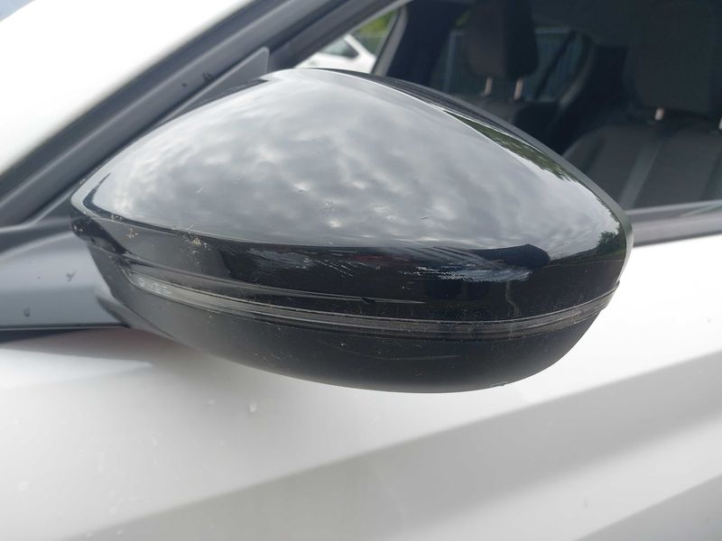 Peugeot 208 1.2 PureTech Allure 2022 – снимка 27
