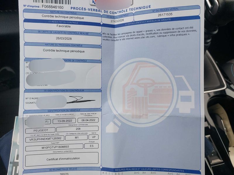 Peugeot 208 1.2 PureTech Allure 2022 – снимка 18