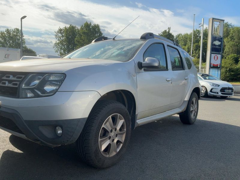 Dacia Duster 1.5 dCi Prestige 4x4 2014 – снимка 2