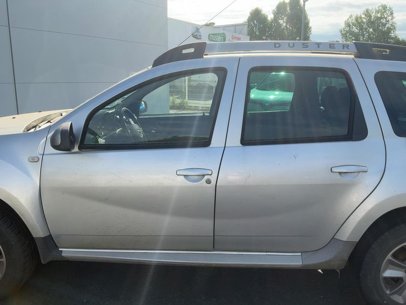 Dacia Duster 1.5 dCi Prestige 4x4 2014 – снимка 4