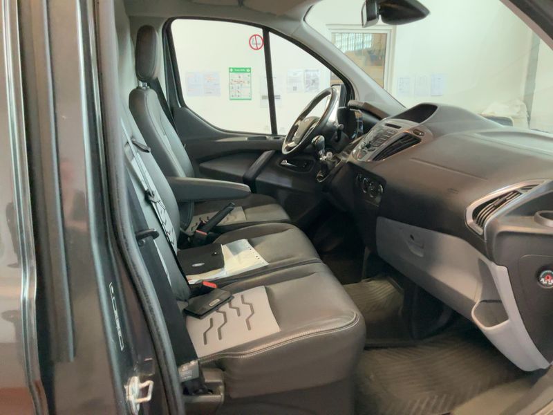 Ford Transit 2.0 TDCi 290 L1 Sport 2018 – снимка 17