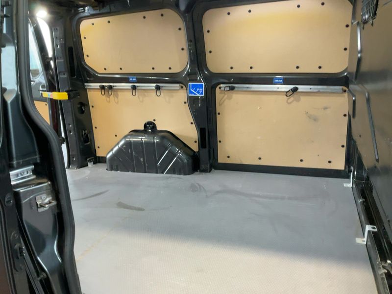 Ford Transit 2.0 TDCi 290 L1 Sport 2018 – снимка 20