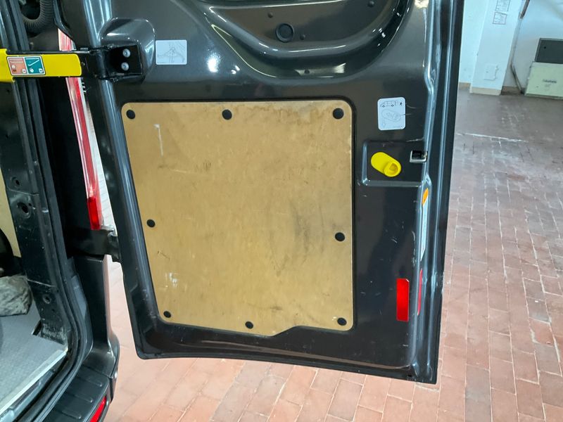 Ford Transit 2.0 TDCi 290 L1 Sport 2018 – снимка 34