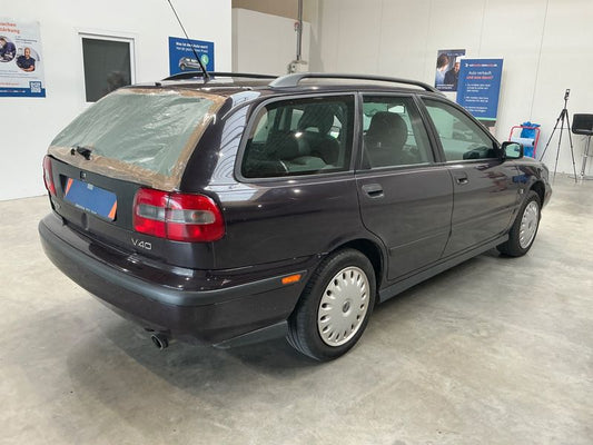 Volvo V40 1.8 1999 – снимка 2