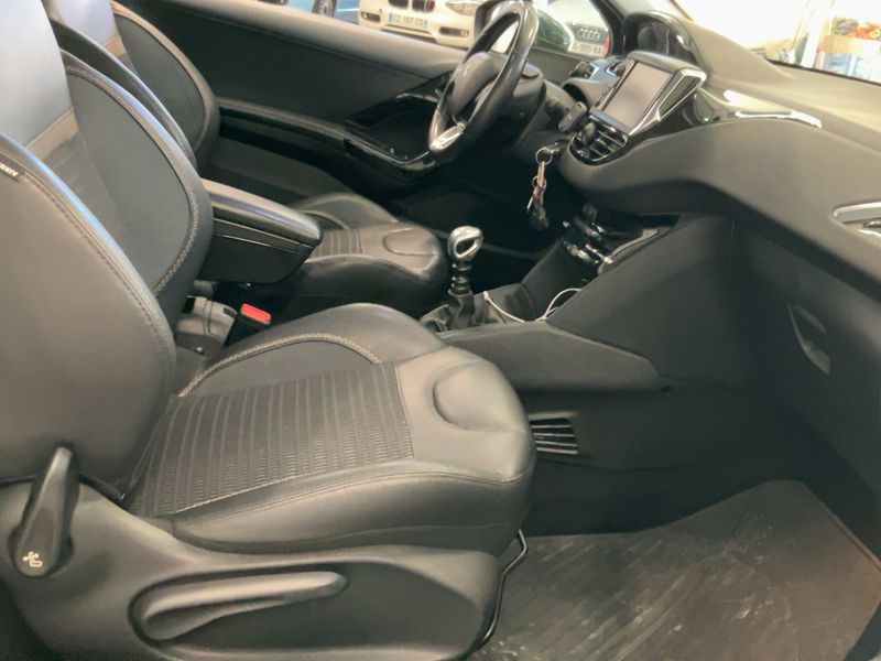Peugeot 208 1.6 Blue-HDi Allure 2015 – снимка 16