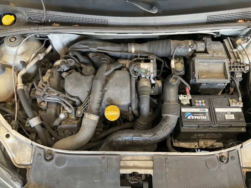 Dacia Sandero 1.5 dCi Stepway Prestige 2013 – снимка на щета