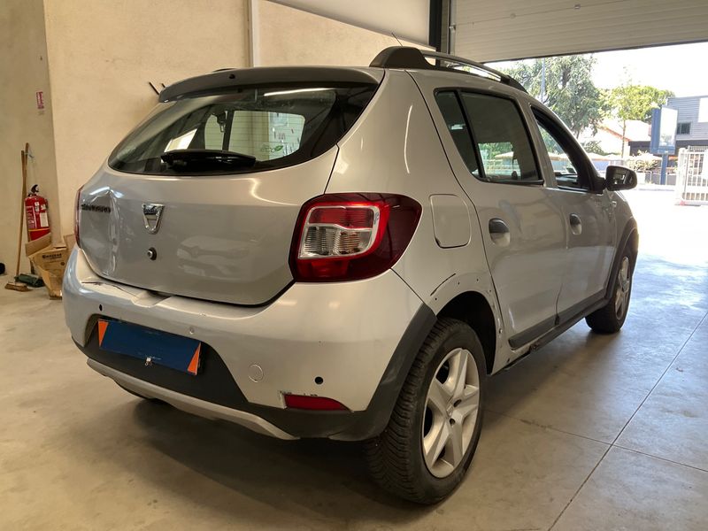 Dacia Sandero 1.5 dCi Stepway Prestige 2013 – снимка 2