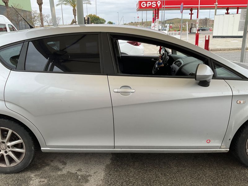 Seat Leon 1.6 TDI Reference Copa 2011 – снимка 10