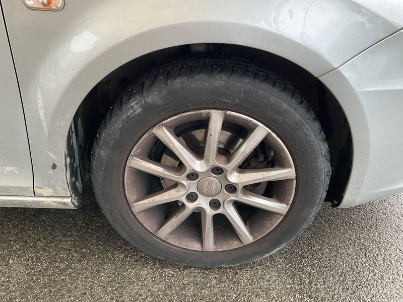 Seat Leon 1.6 TDI Reference Copa 2011 – снимка 11