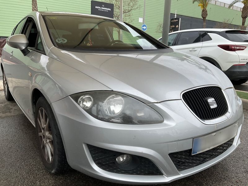 Seat Leon 1.6 TDI Reference Copa 2011 – снимка 12