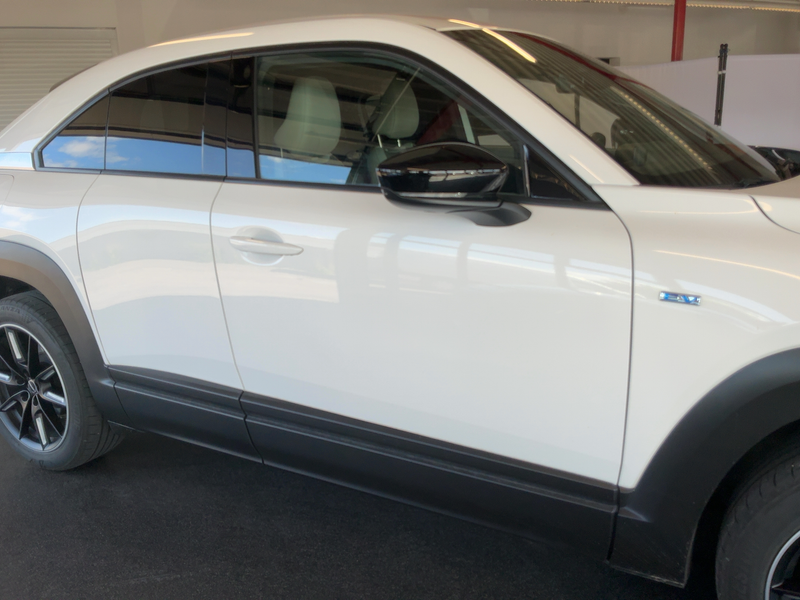 Mazda MX-30 e-Skyactiv 107 kW Advantage 2022 – снимка 10