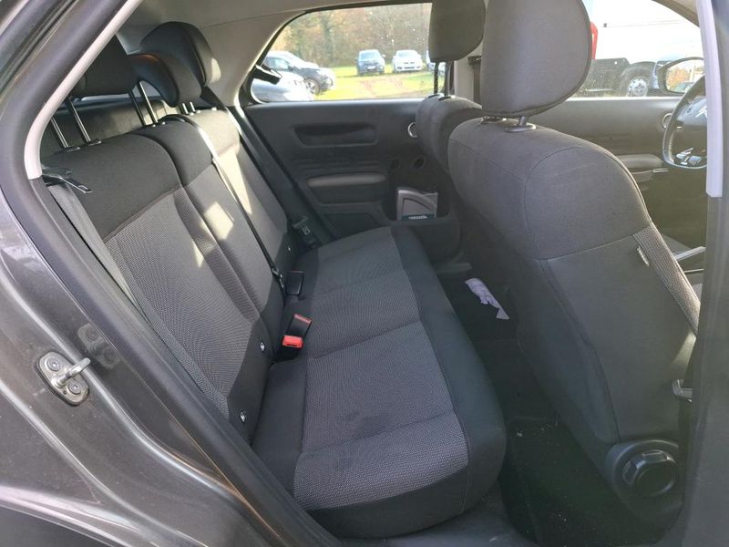 Citroen C4 Cactus 1.2 PureTech Feel Business 2019 – снимка 9