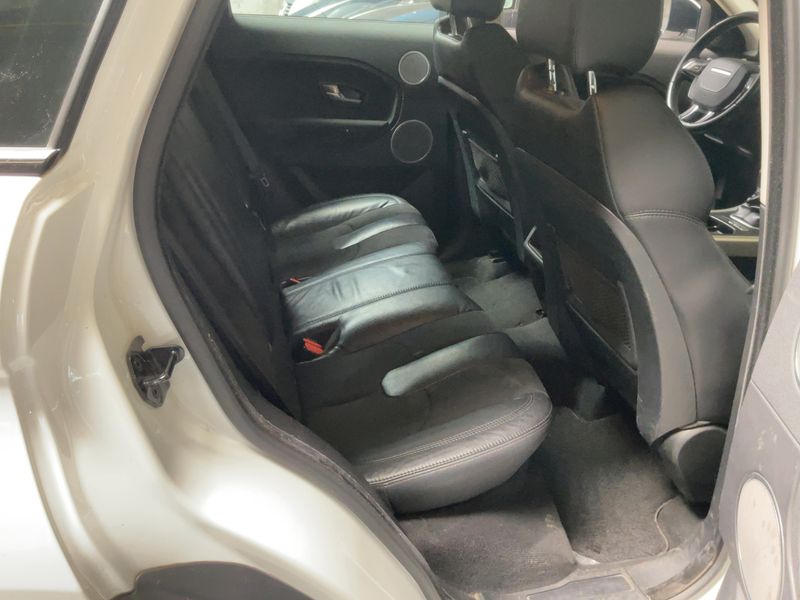 Land Rover Evoque 2.2 Td4 Pure 2013 – снимка 19
