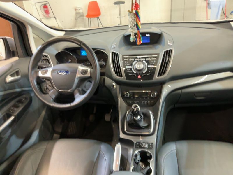 Ford Grand C-Max 1.0 EcoBoost Titanium 2014 – снимка 17