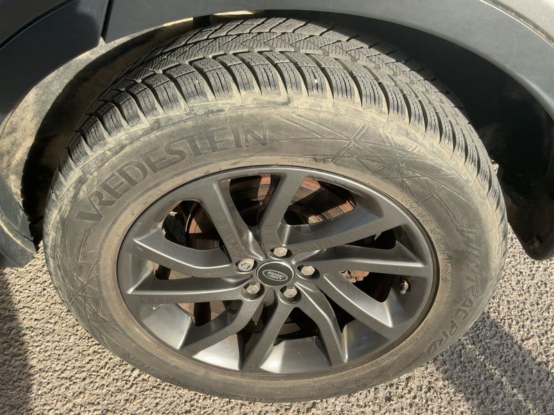 Land Rover Discovery Sport 2.0 Td4 SE AWD 2017 – снимка 5
