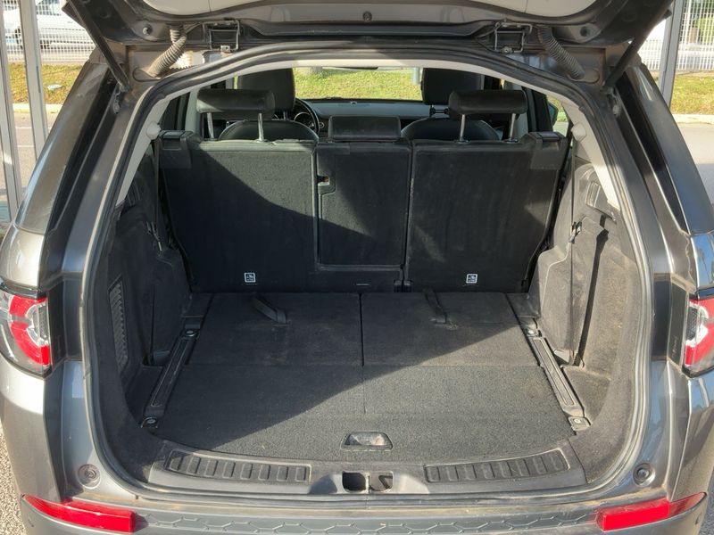 Land Rover Discovery Sport 2.0 Td4 SE AWD 2017 – снимка 15