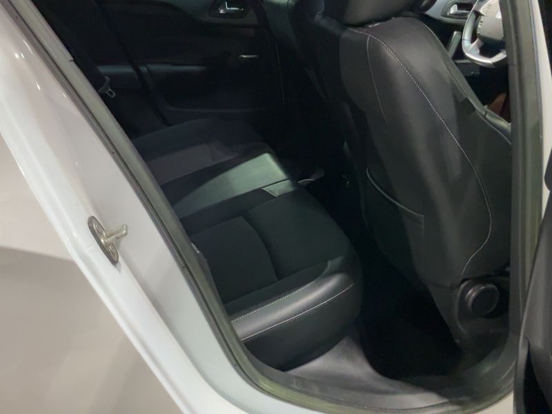 Citroen DS4 1.6 e-HDi Chic 2014 – снимка 19