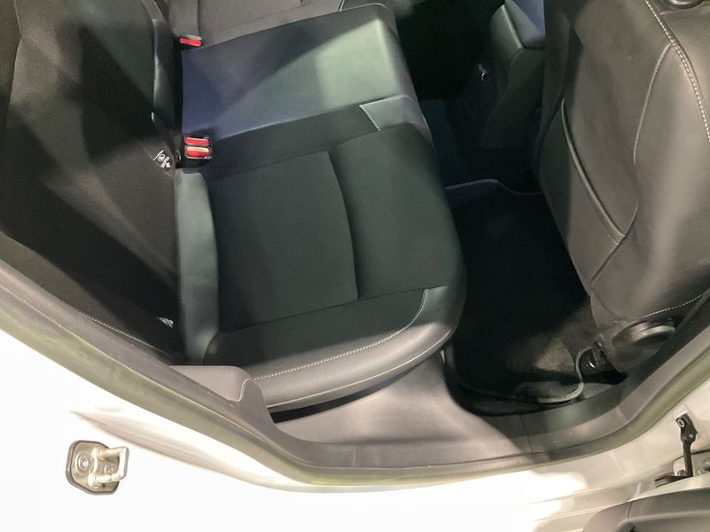 Citroen DS4 1.6 e-HDi Chic 2014 – снимка 39
