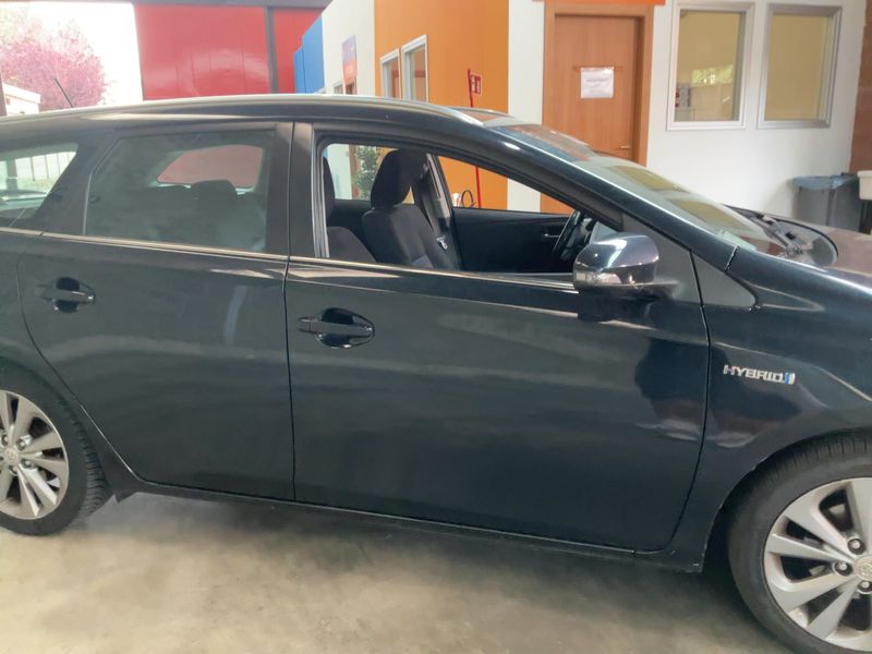 Toyota Auris Touring Sports 1.8 Hybrid Active 2014 – снимка 10
