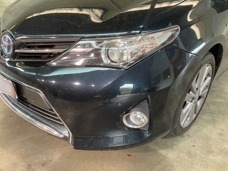Toyota Auris Touring Sports 1.8 Hybrid Active 2014 – снимка 24