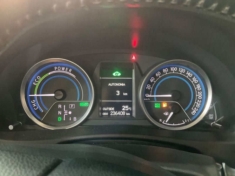 Toyota Auris Touring Sports 1.8 Hybrid Active 2014 – снимка 18