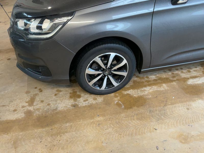 Citroen C4 1.2 e-THP Millenium Business 2017 – снимка 3