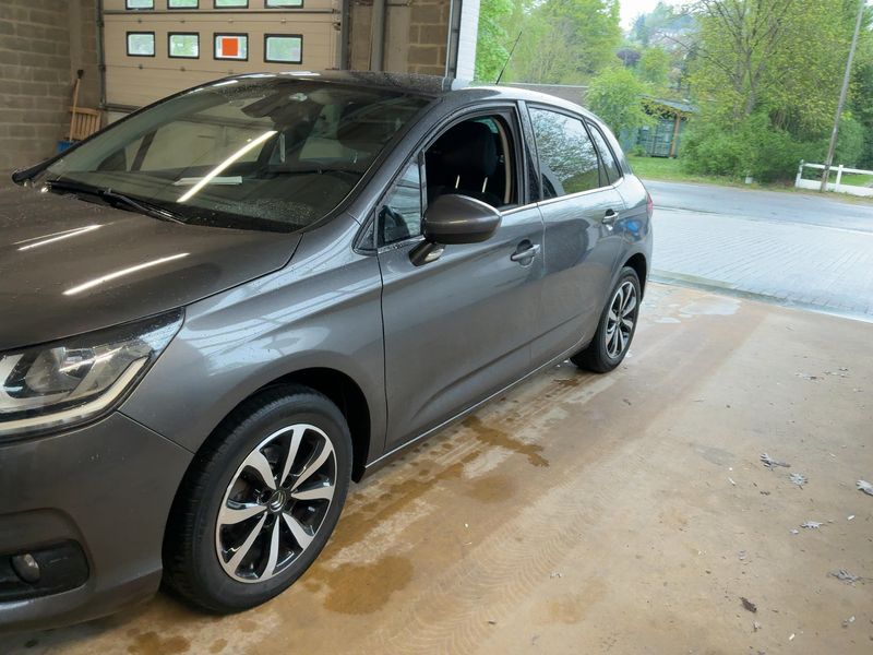 Citroen C4 1.2 e-THP Millenium Business 2017 – снимка 2