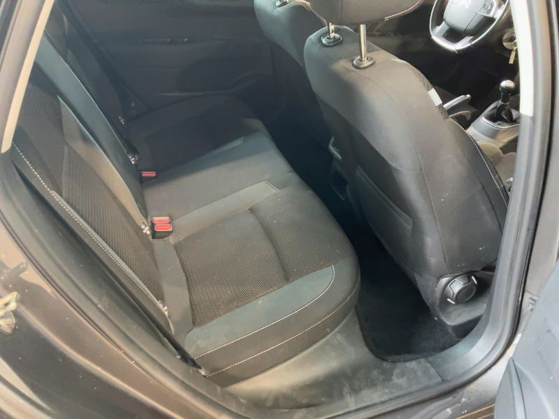 Citroen C4 1.2 e-THP Millenium Business 2017 – снимка 19