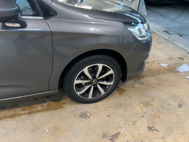 Citroen C4 1.2 e-THP Millenium Business 2017 – снимка 11