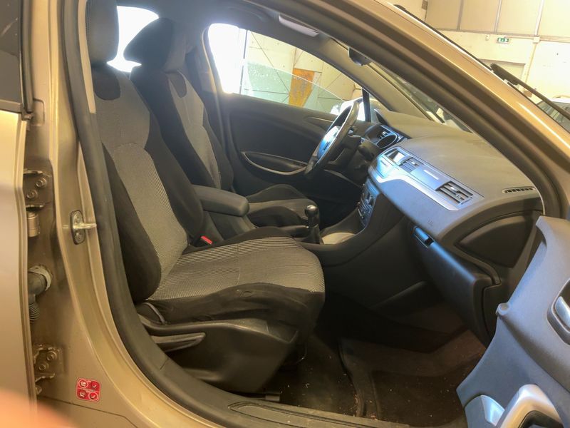 Citroen C5 1.6 HDi Audace 2009 – снимка 16