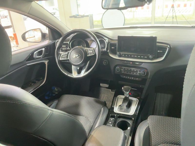 Kia XCeed 1.5 TGDI Spirit 2021 – снимка 17