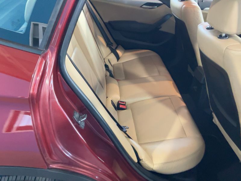 BMW X1 xDrive 20d 2010 – снимка 19