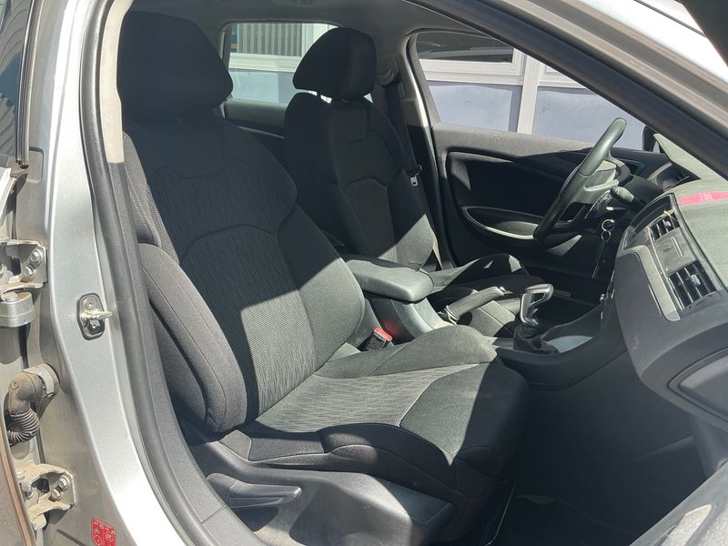 Citroen C5 1.6 e-HDi Confort 2013 – снимка 3