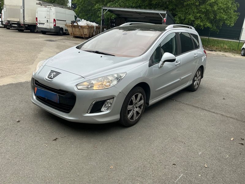 Peugeot 308 1.6 HDi Access 2014 – снимка 1