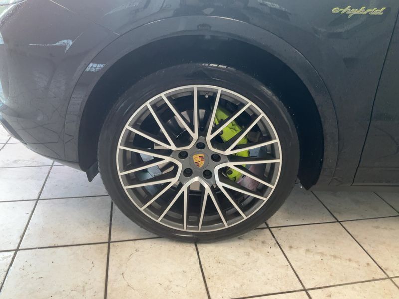 Porsche Cayenne E-Hybrid Platinum Edition 2022 – снимка 3