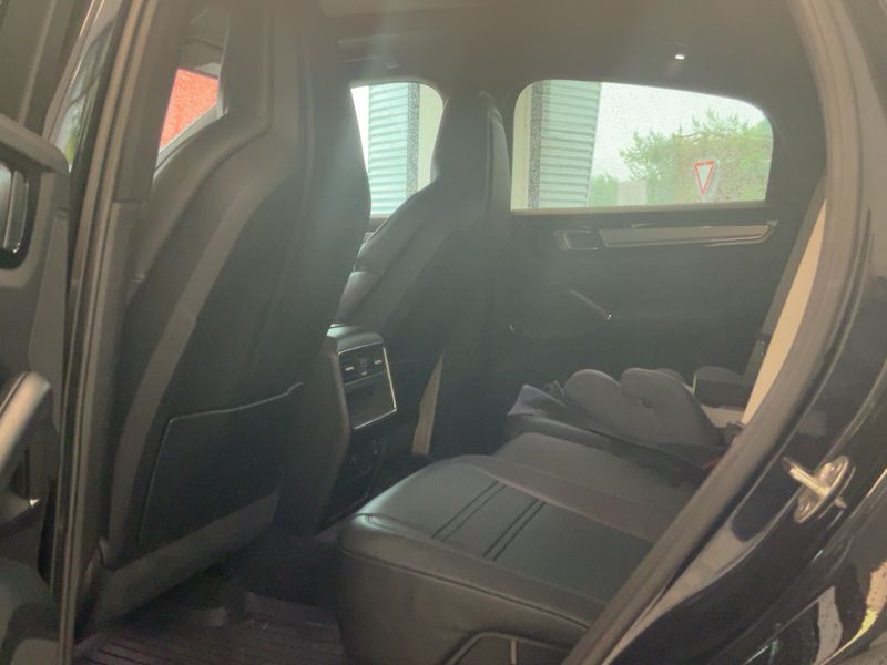 Porsche Cayenne E-Hybrid Platinum Edition 2022 – снимка 19