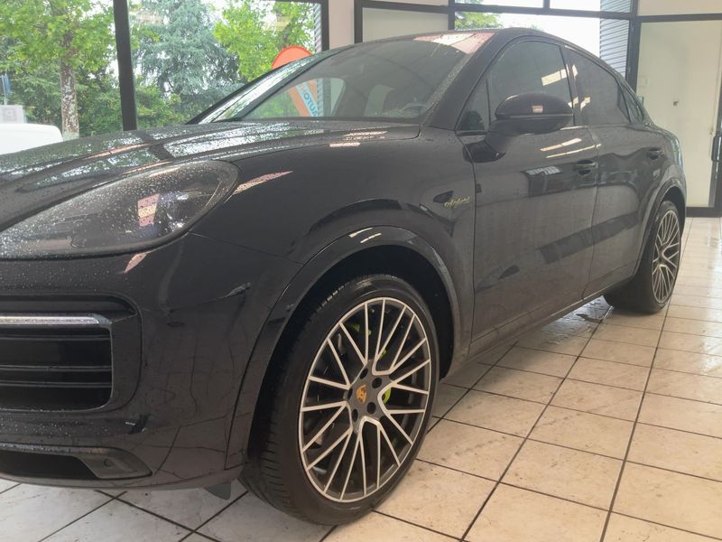 Porsche Cayenne E-Hybrid Platinum Edition 2022 – снимка 2