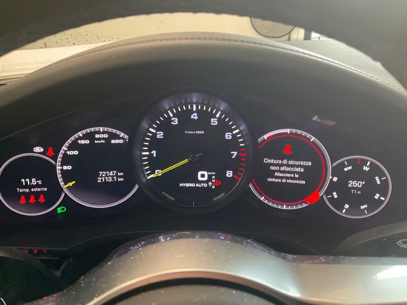 Porsche Cayenne E-Hybrid Platinum Edition 2022 – снимка 18