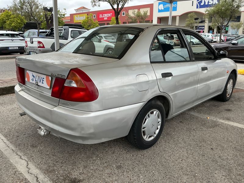 Mitsubishi Lancer 1.3 GL 1300 1998 – снимка 2