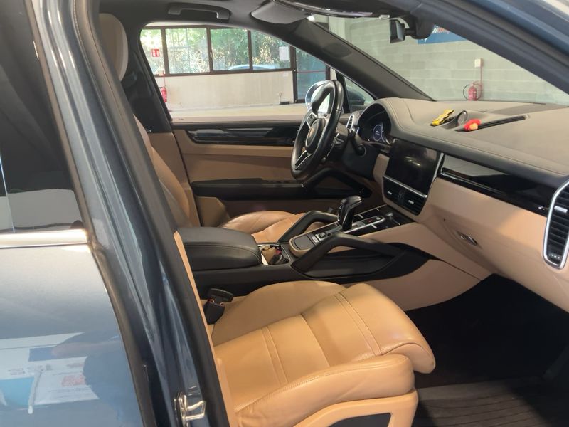 Porsche Cayenne 3.0 2018 – снимка 16