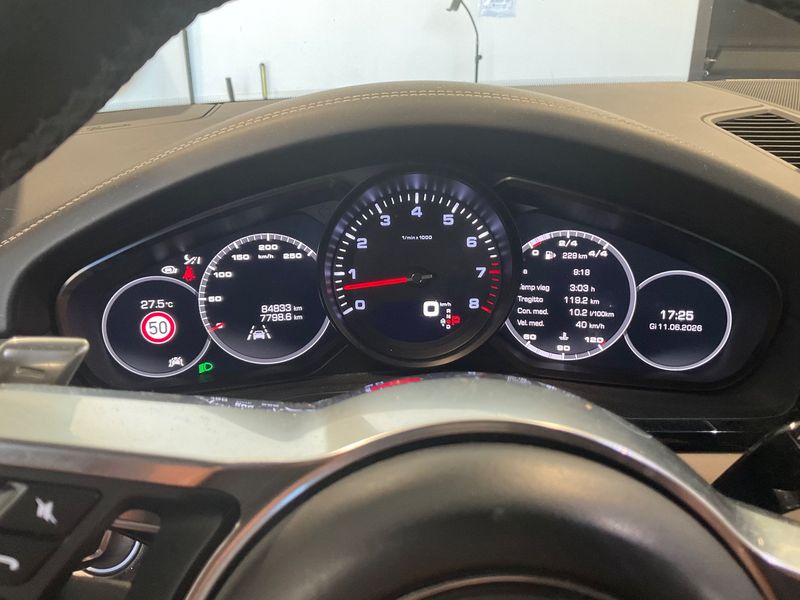 Porsche Cayenne 3.0 2018 – снимка 18