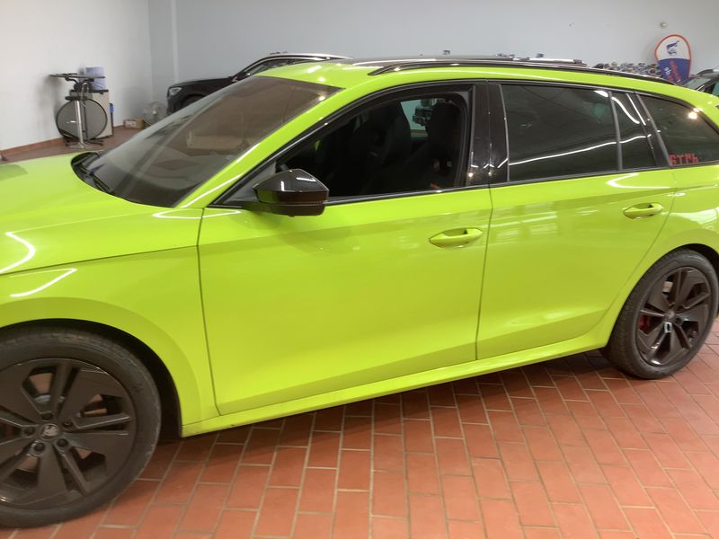Skoda Octavia 2.0 TSI RS 2025 – снимка 4