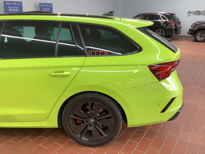 Skoda Octavia 2.0 TSI RS 2025 – снимка 6