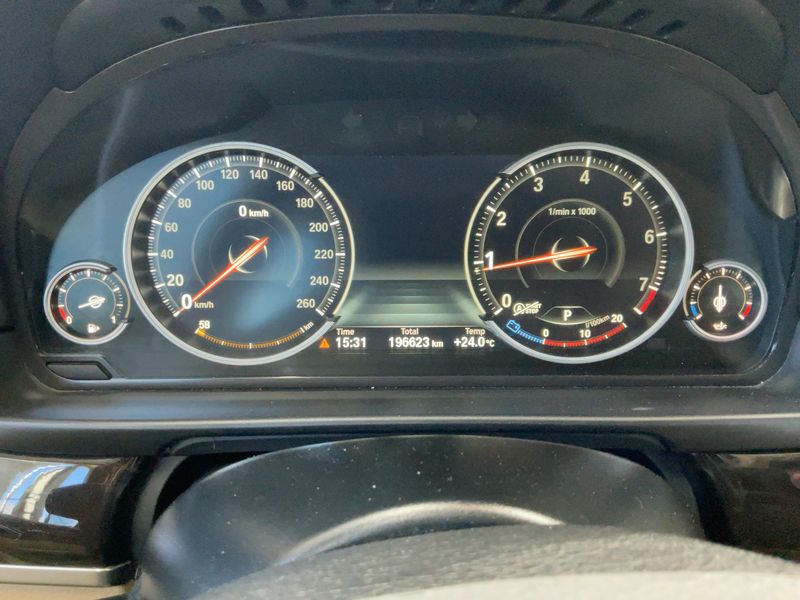 BMW 5er 528i 2014 – снимка 18